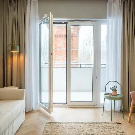 Fabryka Tkanin Apartment Lodz
